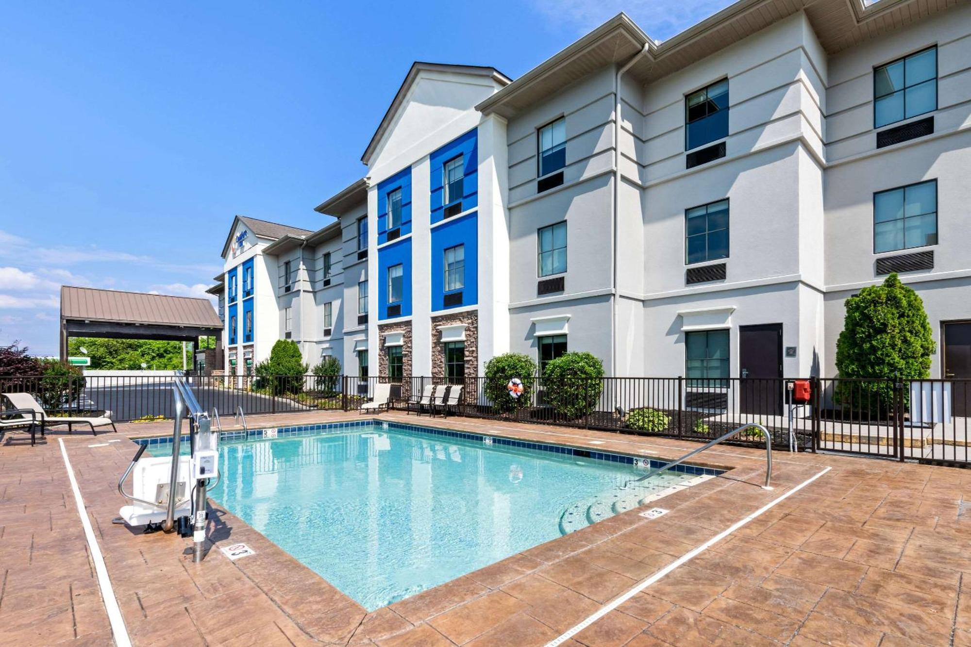 Comfort Inn Harriman Exterior photo